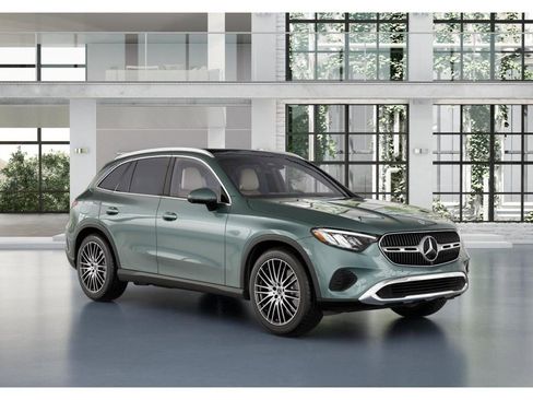 New 2026 Mercedes-Benz GLC 300 4MATIC image 11