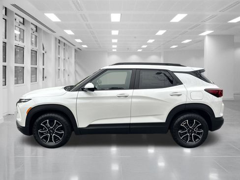 New 2026 Chevrolet TrailBlazer ACTIV w/ Convenience Package FWD image 8