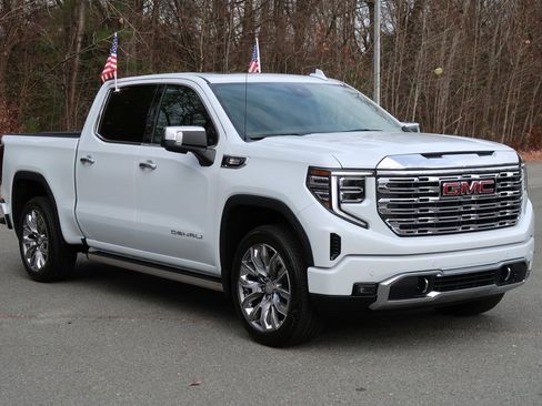 New 2026 GMC Sierra 1500 Denali image 2