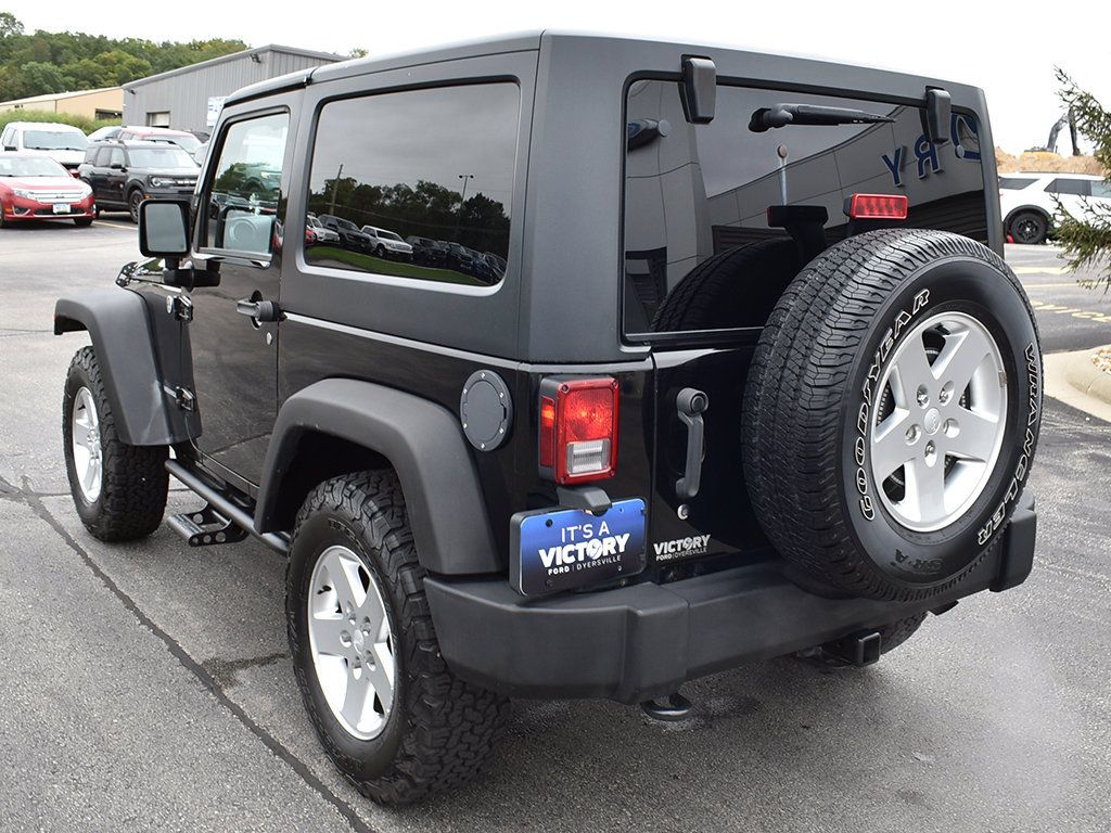 Used 2011 Jeep Wrangler Sport AWD/4WD image 3