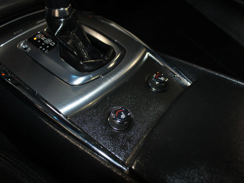 Used 2011 INFINITI G37 Journey w/ Premium Pkg RWD image 18