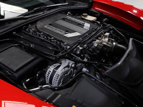 Used 2016 Chevrolet Corvette Z06 w/ 3LZ Preferred Equipment Group image 28