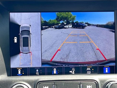 Used 2024 GMC Terrain AT4 w/ Tech Package image 13