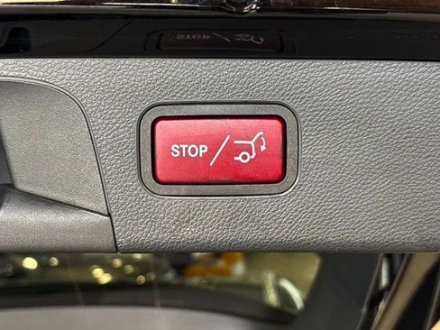 Used 2019 Mercedes-Benz GLC 300 image 34