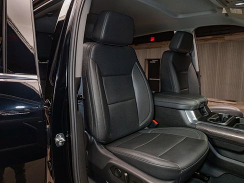 Used 2025 Chevrolet Silverado 2500 LTZ w/ LTZ Convenience Package image 31