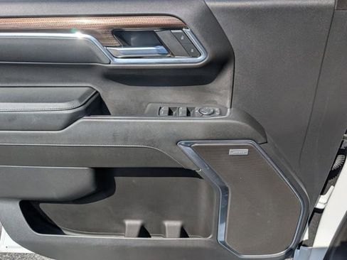 Used 2024 Chevrolet Silverado 1500 RST AWD/4WD image 30