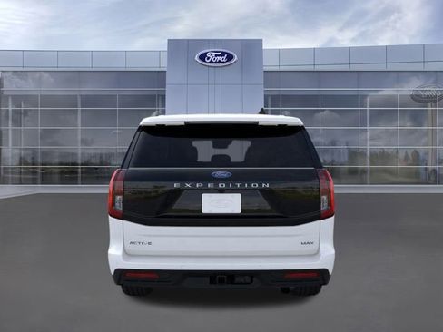 New 2026 Ford Expedition Max Active RWD image 5