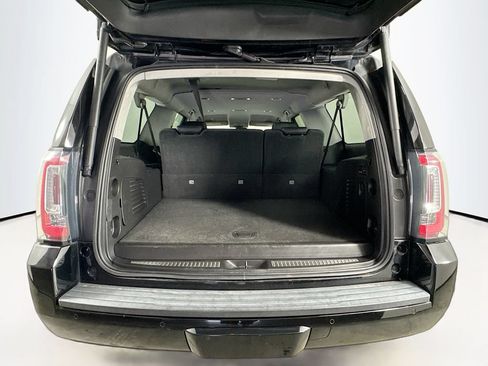 Used 2020 GMC Yukon XL SLT RWD image 27