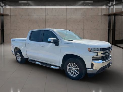 Used 2019 Chevrolet Silverado 1500 LT w/ Convenience Package image 16