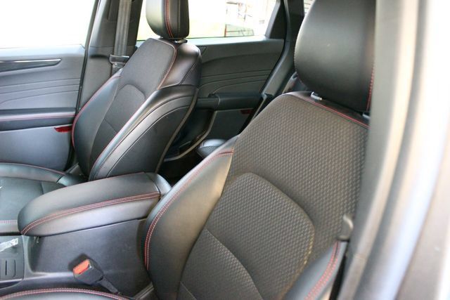 Used 2025 Ford Escape ST-Line AWD/4WD image 19