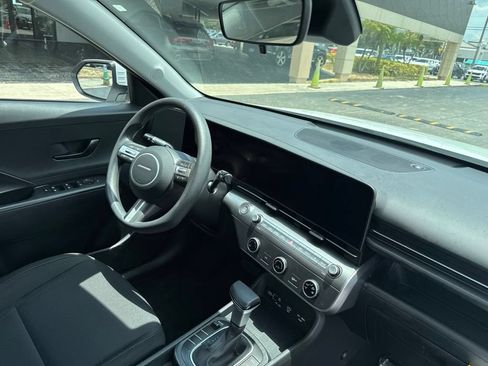 Used 2026 Hyundai Kona SE FWD image 19