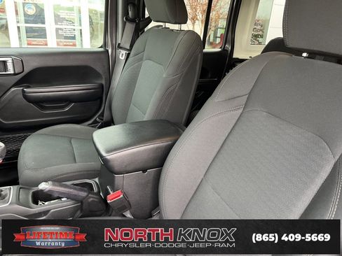 Used 2021 Jeep Wrangler Unlimited Sport image 4