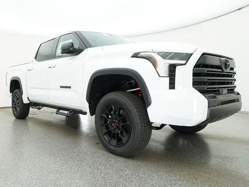 New 2026 Toyota Tundra SR5 w/ SR5 Premium Package AWD/4WD image 32
