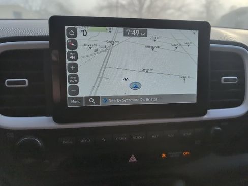 Used 2023 Hyundai Venue Limited w/ Cargo Package image 31