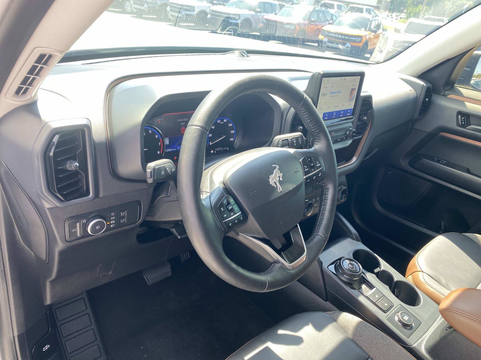 Used 2022 Ford Bronco Sport Outer Banks w/ Tech Package AWD/4WD image 18