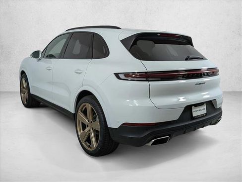 New 2026 Porsche Cayenne image 3