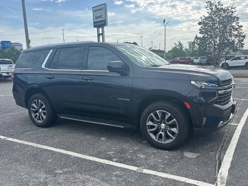 Used 2022 Chevrolet Tahoe LT AWD/4WD image 6