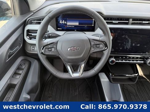 New 2027 Chevrolet Bolt LT w/ Comfort Package FWD image 14