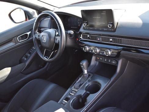Used 2025 Honda Civic Sport image 12