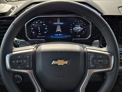 New 2026 Chevrolet Silverado 1500 LT w/ Z71 Off-Road Package image 15
