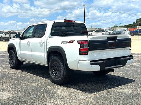 New 2026 Nissan Frontier PRO-4X w/ Pro Premium Package AWD/4WD image 6