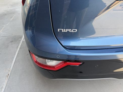 Used 2025 Kia Niro Wind FWD image 14