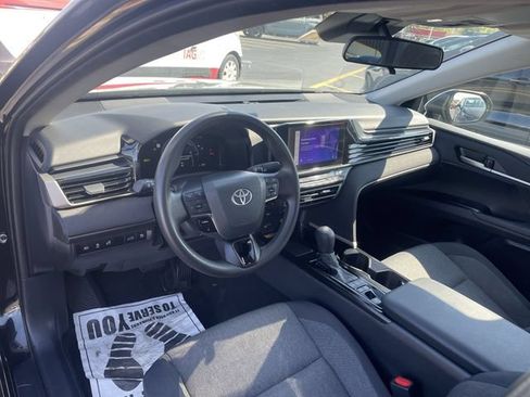 Used 2025 Toyota Camry LE FWD image 18