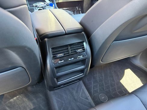 Used 2024 BMW X5 sDrive40i w/ M Sport Package RWD image 27