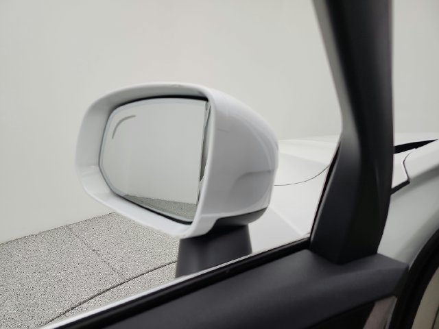 Used 2024 Volvo XC90 B6 Plus w/ Protection Package Premier AWD/4WD image 31