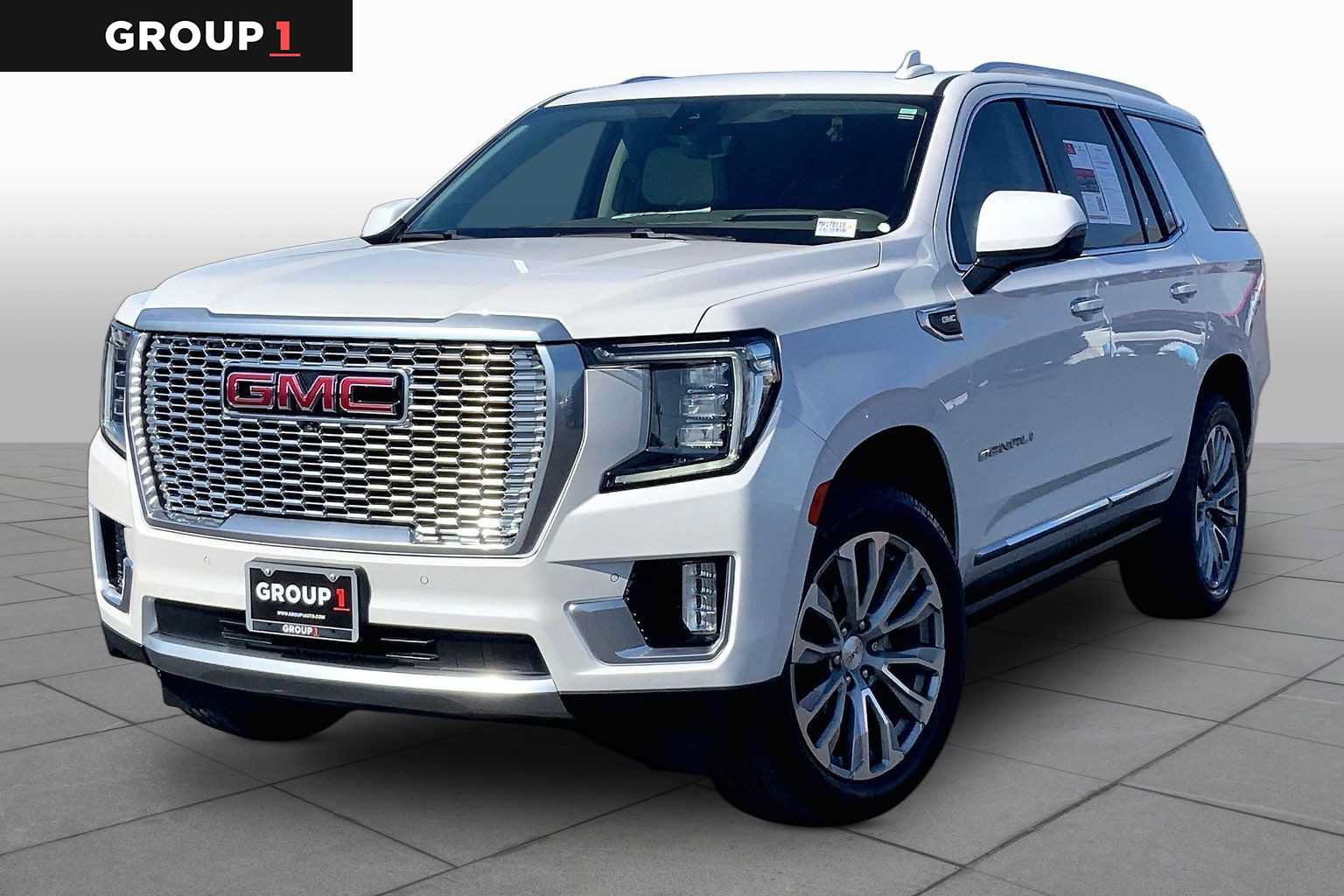 Used 2021 GMC Yukon Denali w/ Denali Ultimate Package AWD/4WD image 1