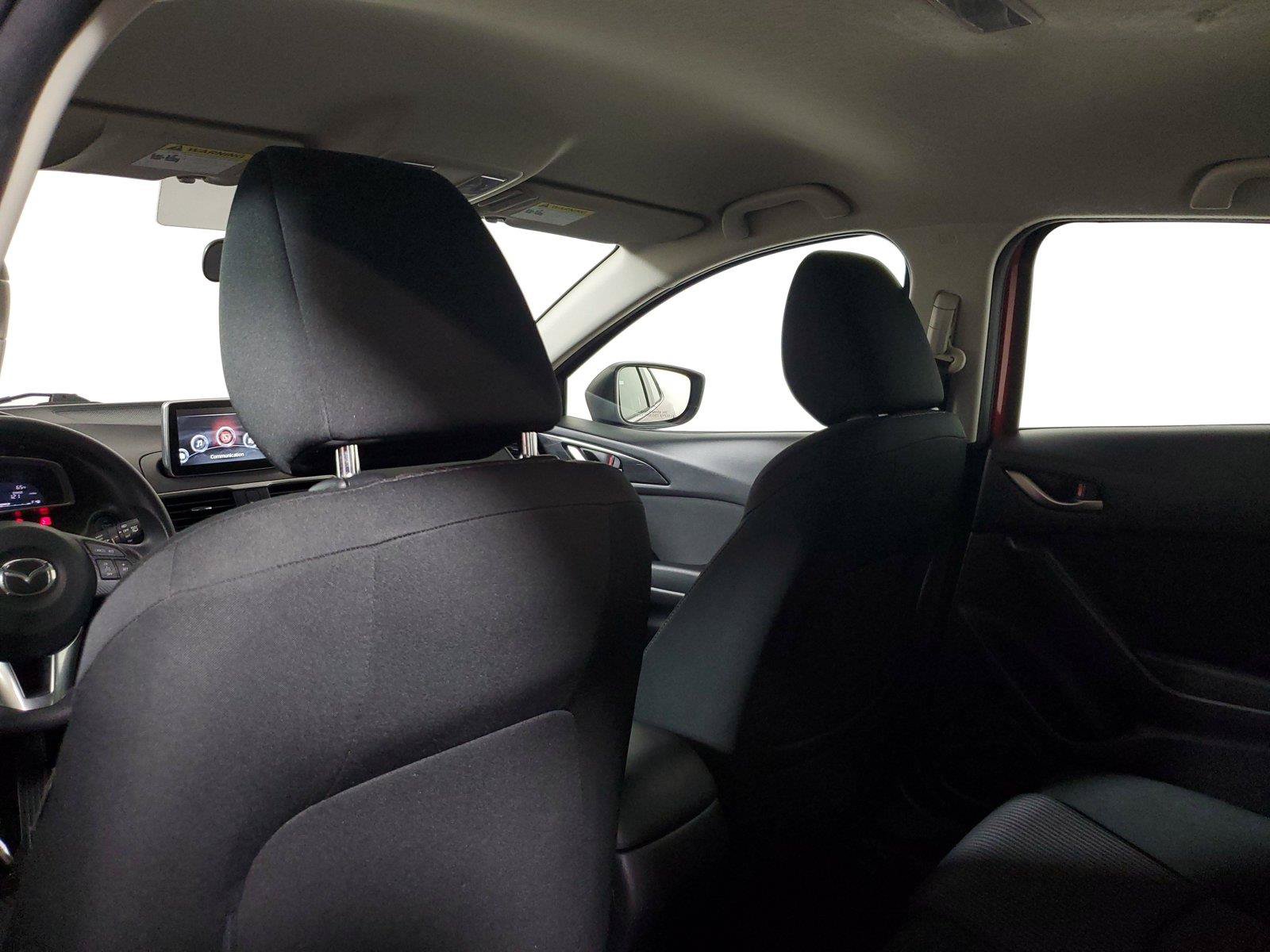 Used 2016 MAZDA MAZDA3 i Sport w/ Preferred Equipment Package FWD image 13