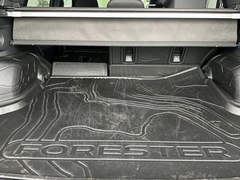Used 2025 Subaru Forester Touring image 15