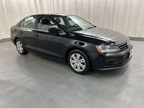 Used 2017 Volkswagen Jetta S image 1