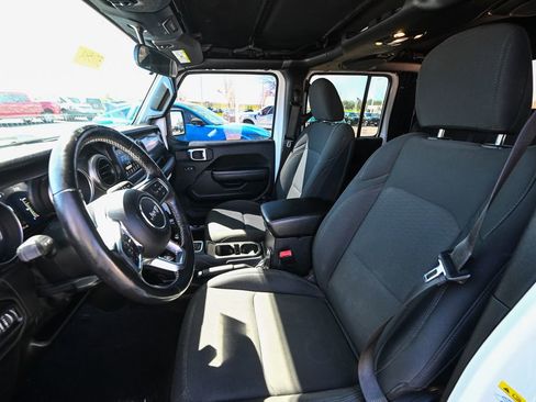 Used 2020 Jeep Gladiator Sport w/ Quick Order Package 24S AWD/4WD image 18