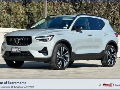 Used 2025 Volvo XC40 B5 Ultra w/ Climate Package