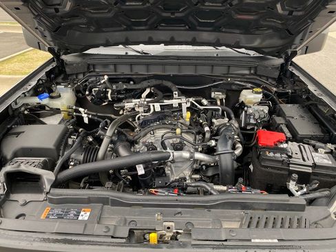 Used 2025 Ford Bronco Big Bend image 32