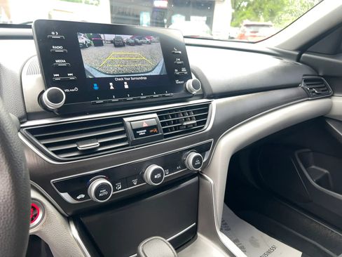 Used 2020 Honda Accord LX image 15