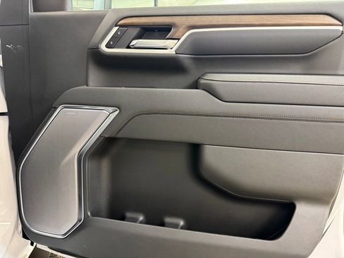 New 2025 Chevrolet Silverado 3500 High Country w/ Technology Package image 29