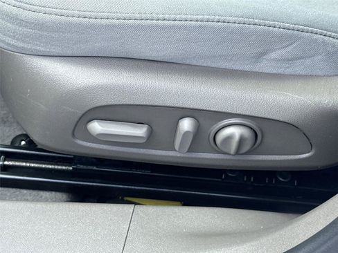 Used 2025 Chevrolet Malibu LT FWD image 32