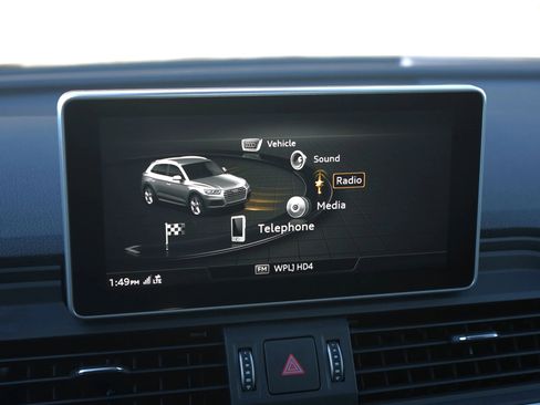 Used 2018 Audi SQ5 Premium Plus image 28