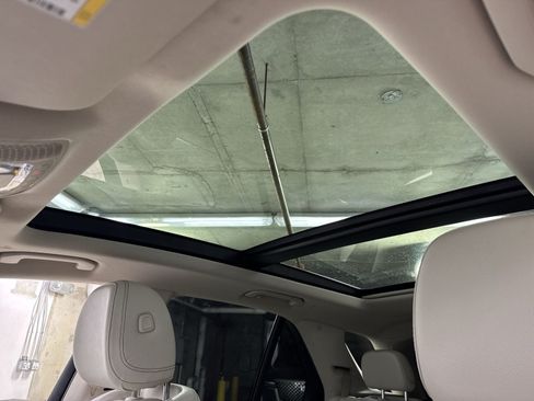 Used 2021 Mercedes-Benz GLE 350 4MATIC image 36