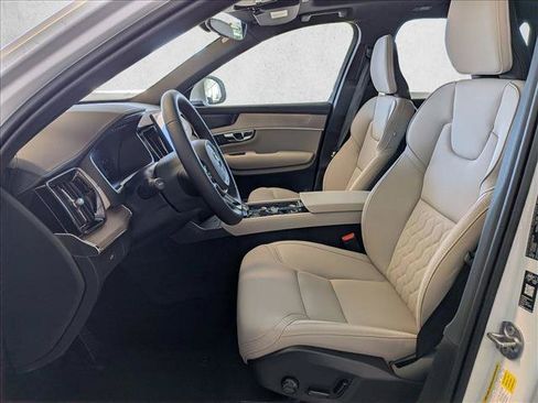 New 2026 Volvo XC90 B5 Plus w/ Protection Package AWD/4WD image 4