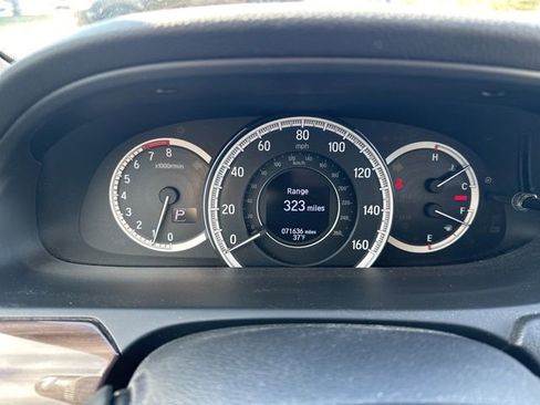 Used 2016 Honda Accord EX-L image 11