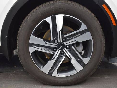 Used 2022 Kia Sorento SX w/ Panoramic Sunroof Package image 8