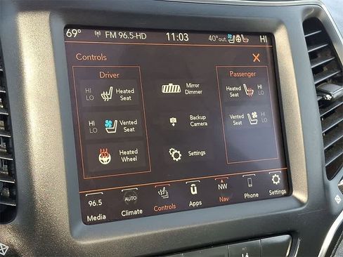 Used 2023 Jeep Cherokee Altitude Lux w/ Lux Elite Package image 19