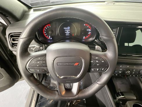 Used 2022 Dodge Durango GT image 11