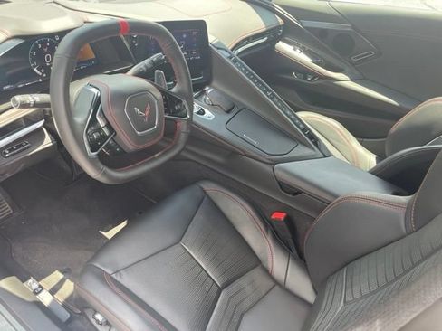 Used 2023 Chevrolet Corvette Stingray Premium Cpe w/ Z51 Performance Package RWD image 9