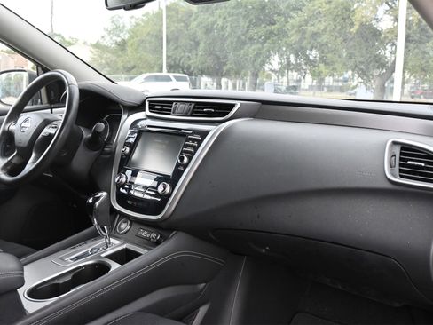 Used 2021 Nissan Murano SV image 25