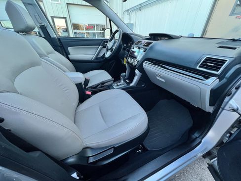 Used 2018 Subaru Forester 2.5i Limited image 29