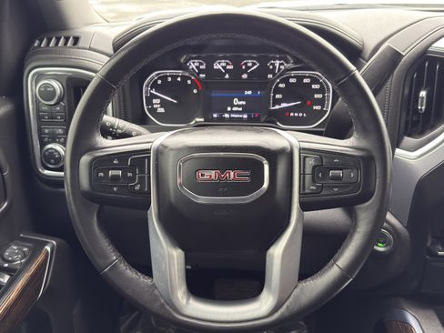 Used 2022 GMC Sierra 1500 Elevation image 30